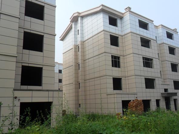 外墻保溫材料墜落的“高空驚魂”何時(shí)休?